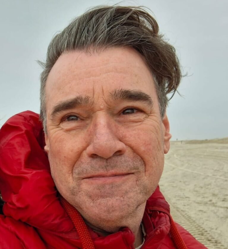 Adri Bogaards is coach tijdens Mannen op Pad van InnerTrail Sweden