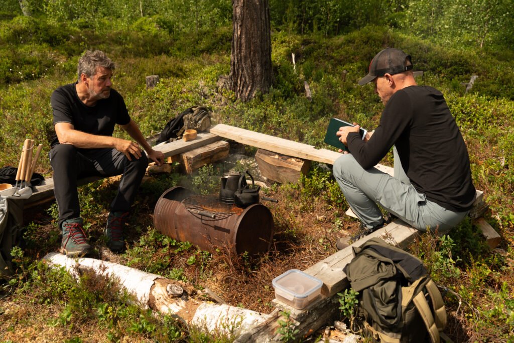 Dit is een coach en deelnemer van mannen op pad bij innertrail sweden