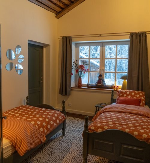 Bedroom inside the guesthouse at InnerTrail Sweden